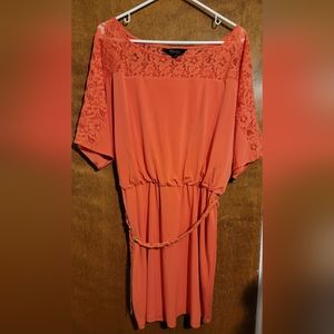 Thalia Sodi Large dress in coral Lace Midi Belted